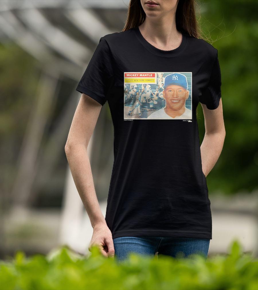 Mickey Mantle Outfield New York Yankees 1956 Topps Baseball Card T-Shirt