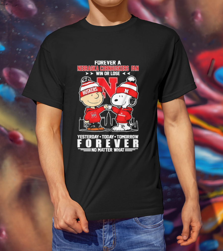 Forever A Nebraska Cornhuskers Fan Charlie Brown Snoopy Huskers Forever No Matter What T-Shirt