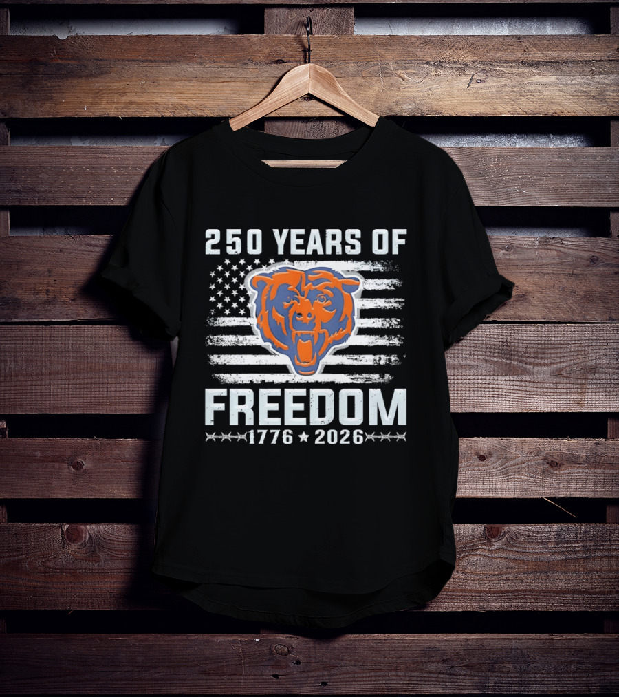 Chicago Bears 250 Years Of Freedom 1776 2026 American Flag T-Shirt