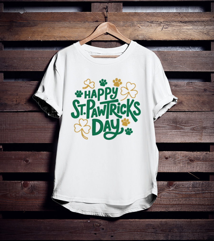 Happy St Pawtrick's Day Shamrock Dog Celebration T-Shirt