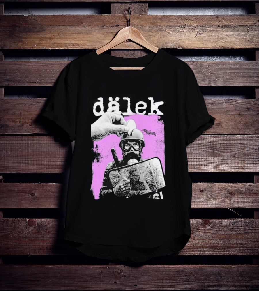 Dalek Brilliance Moon Tour Riot Gear Gas Mask T-Shirt