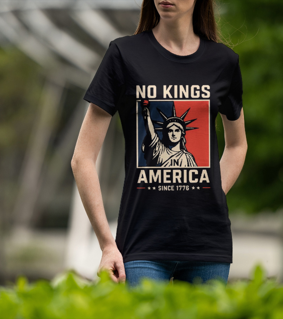 No Kings America Statue Since 1776 Comfort Colors® T-Shirt