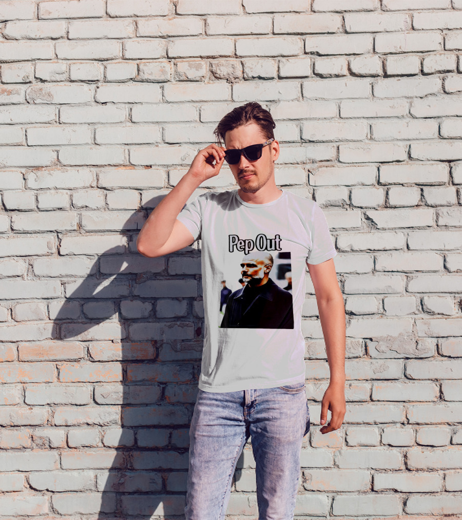 Pep Out Football Manager Critique T-Shirt