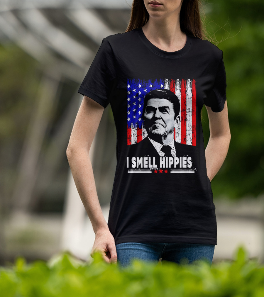 I Smell Hippies Reagan USA Flag Stars And Stripes T-Shirt
