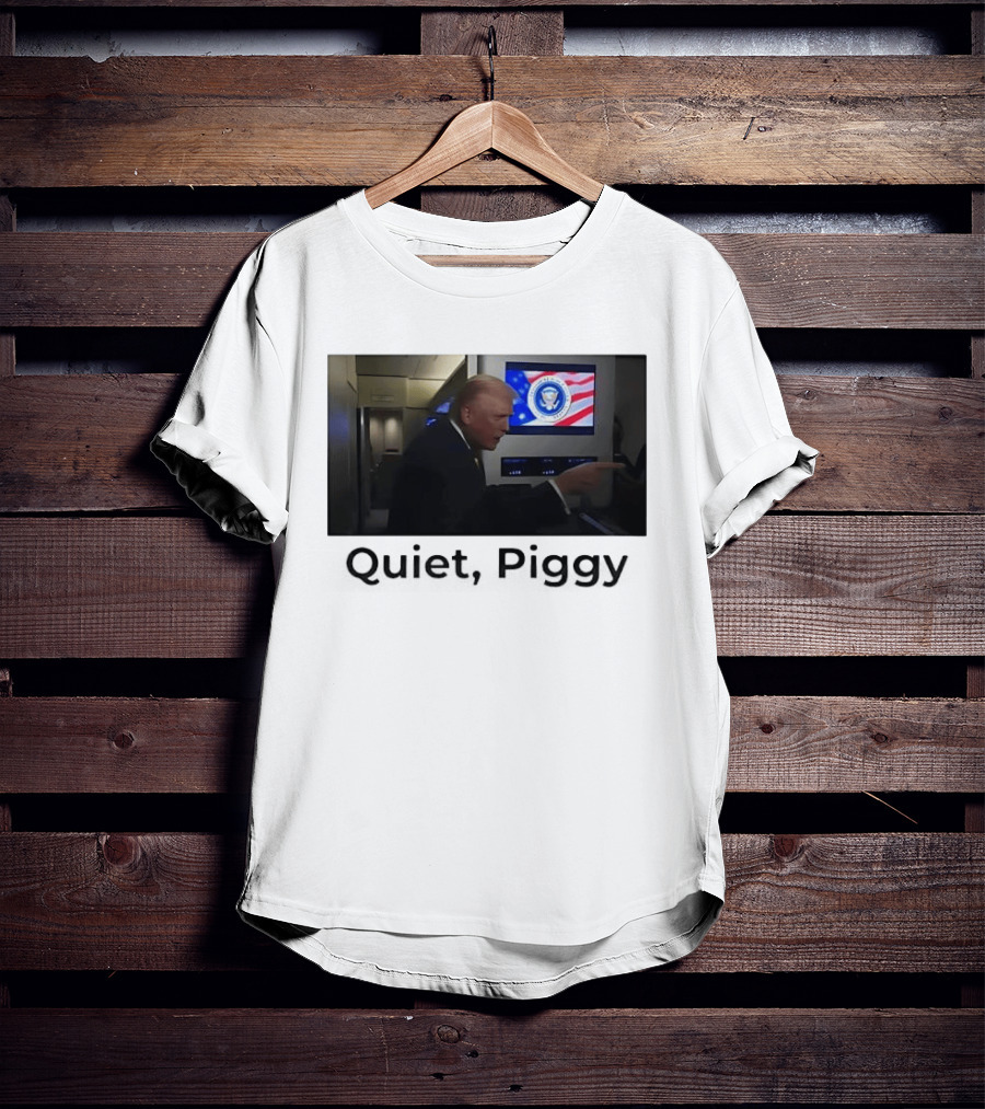 Quiet Piggy Presidential Seal Airplane Scene T-Shirt