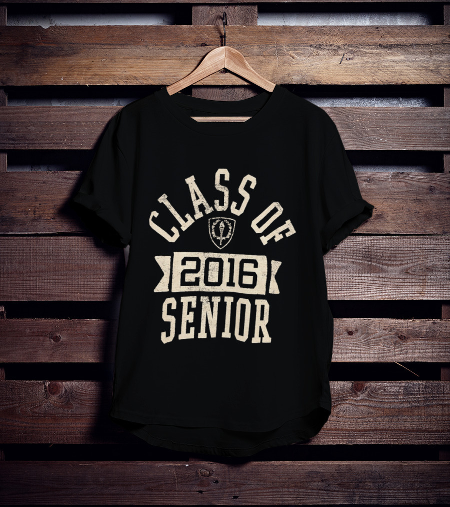Class Of 2016 Senior Vintage Style Shield T-Shirt