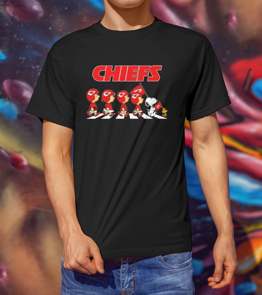 Peanuts Kansas City Chiefs Snoopy And Friends Walking With Flag T-Shirt