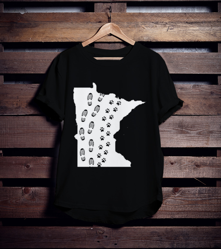Minnesota Map Footprints And Paw Prints Outdoor Adventure T-Shirt