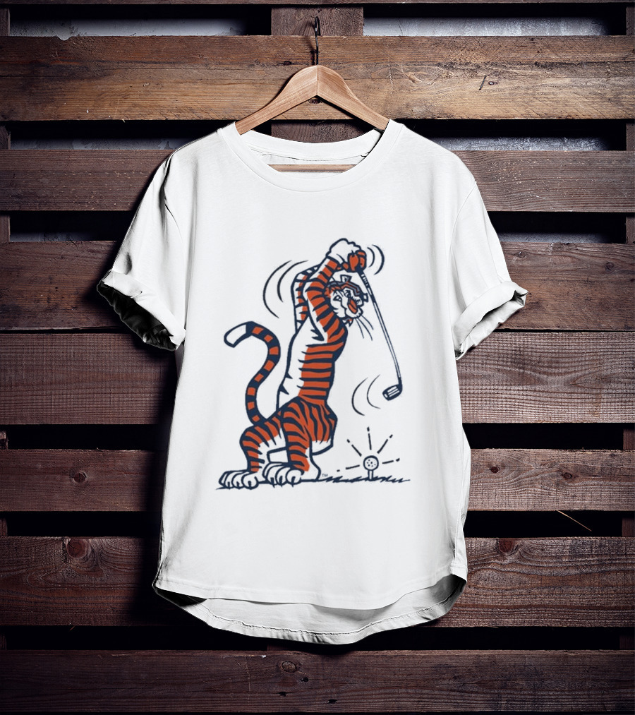 Auburn Tiger Swinging Golf Club Men's T-Shirt