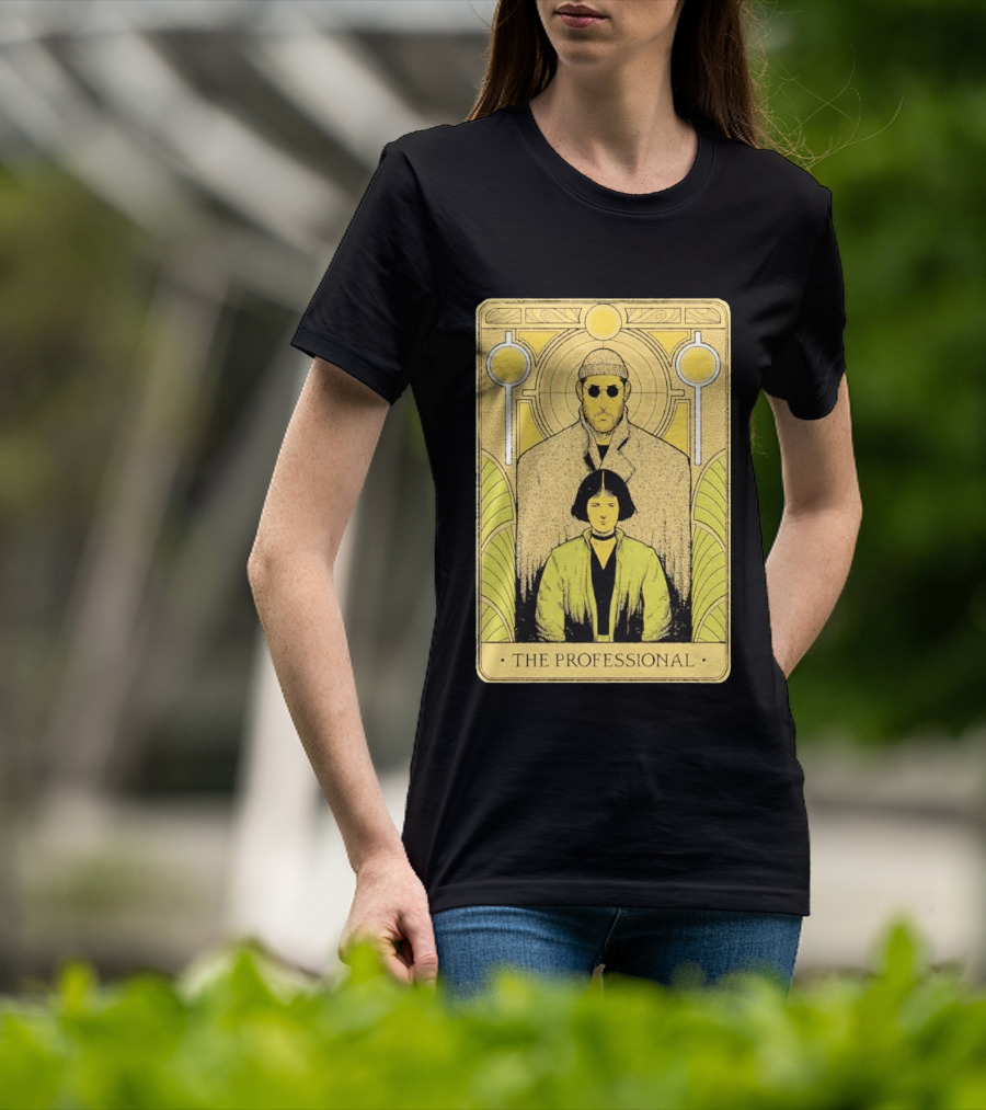 Léon The Professional Tarot Card T-Shirt
