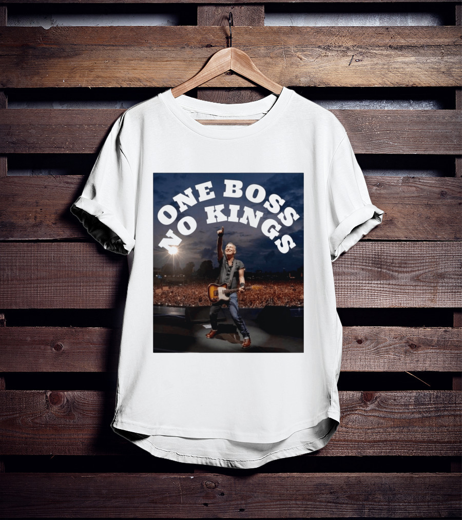 One Boss No Kings Bruce Springsteen Live Concert Crowd Performance T-Shirt