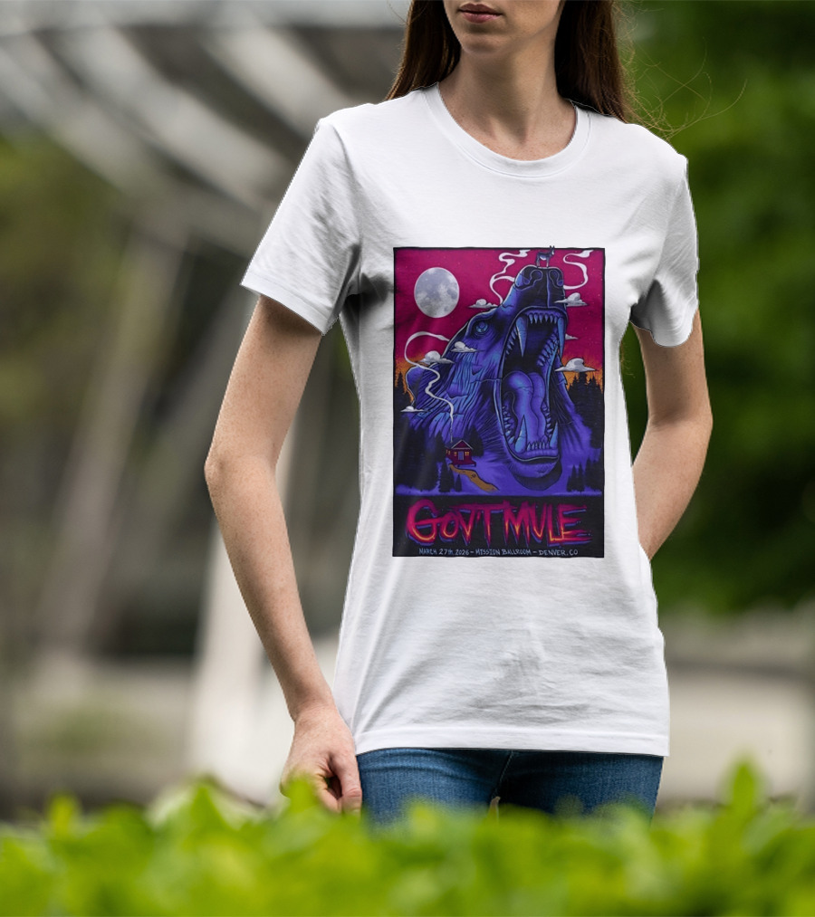 Govt Mule Mission Ballroom Denver March 27 2026 Mystical Bear And Moon Scene T-Shirt