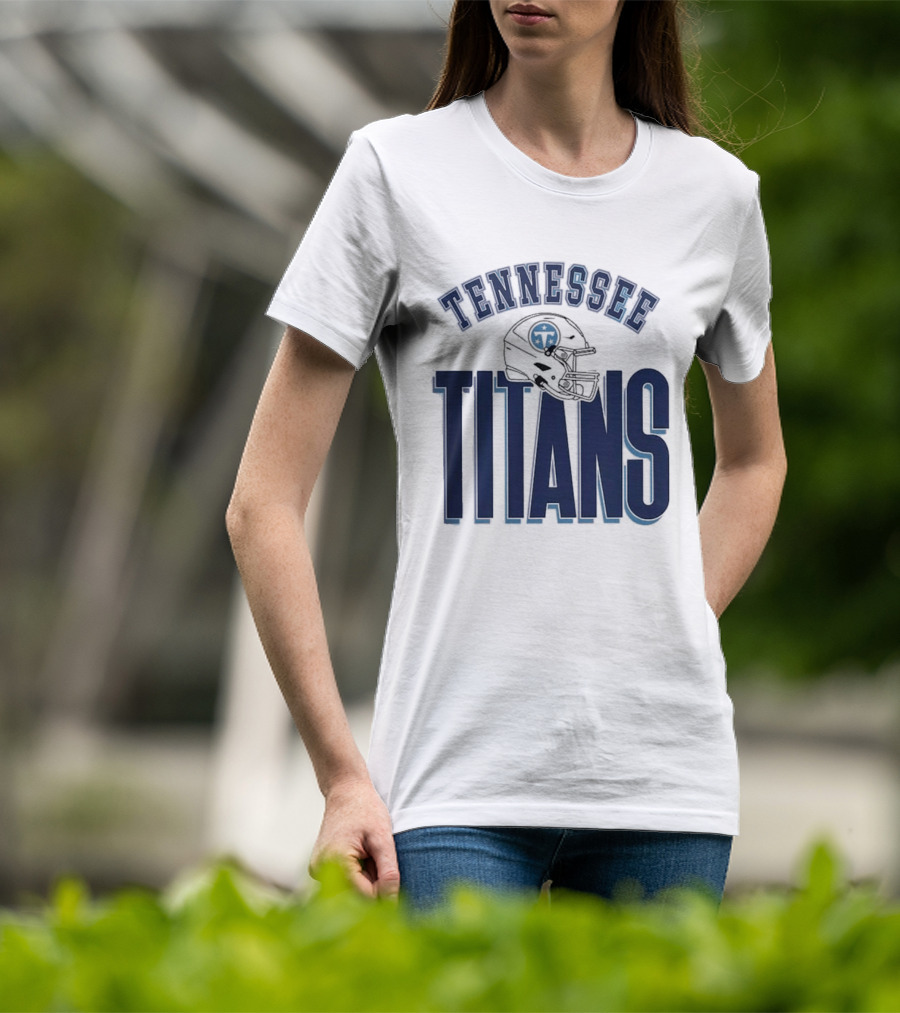 Tennessee Titans Helmet Gameday Couture Fierce Focus Relaxed Fit T-Shirt