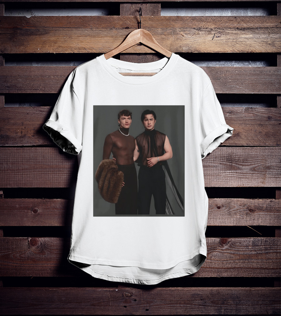Ilya Rozanov Connor Storrie Oscars Heated Rivalry Fashion Moment T-Shirt