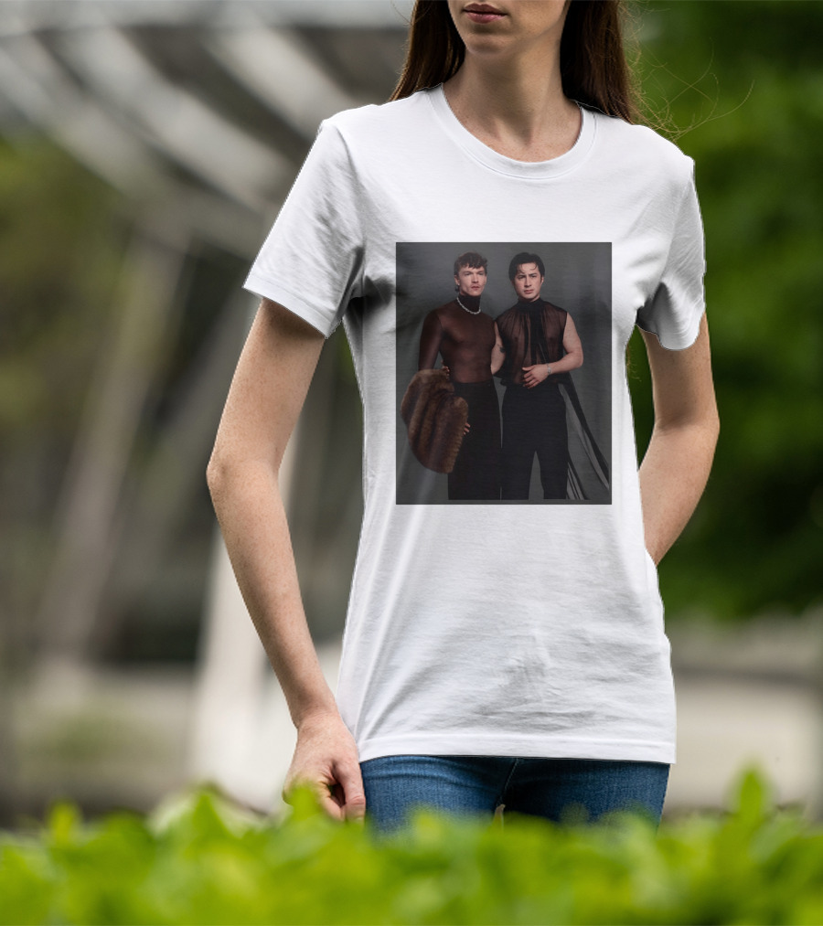 Ilya Rozanov Connor Storrie Oscars Heated Rivalry Fashion Moment T-Shirt