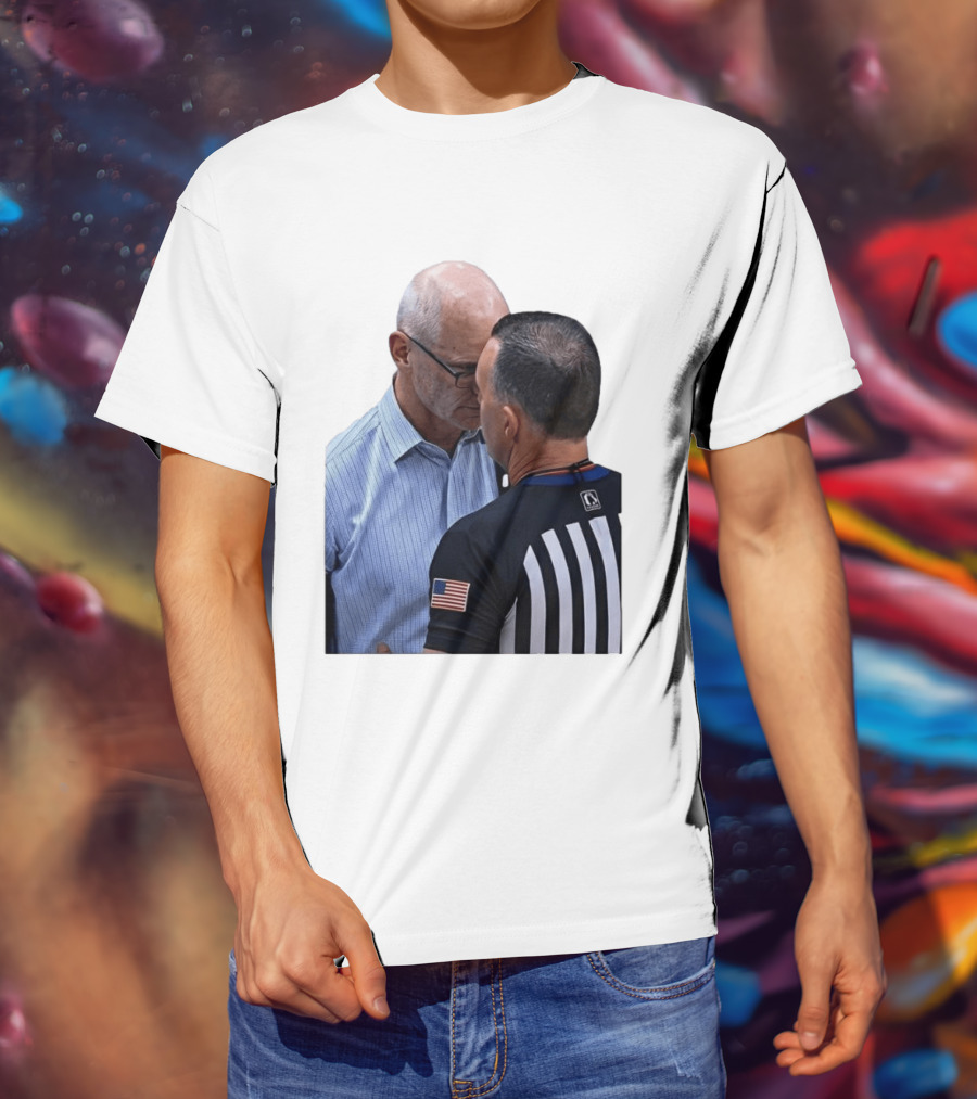Dan Hurley Uconn Huskies Headbutt Confrontation With Referee Basketball Moment T-Shirt