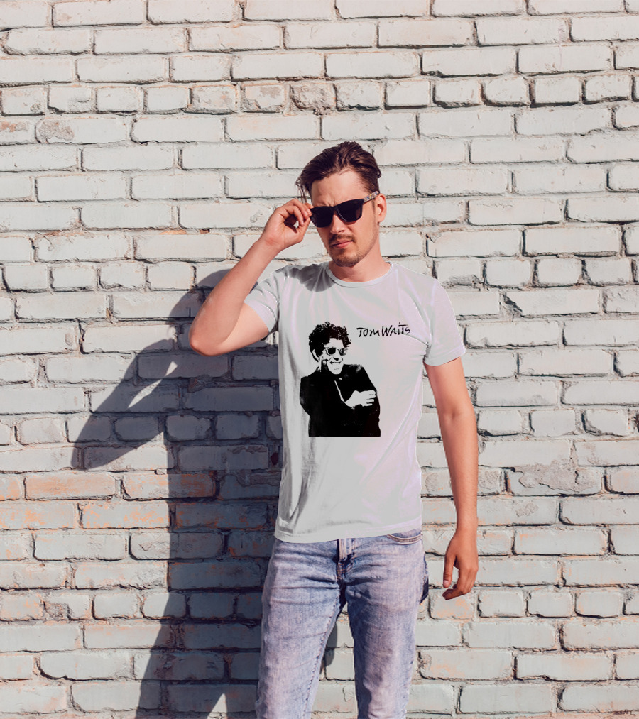 Maya Hawke's Tom Waits T-Shirt