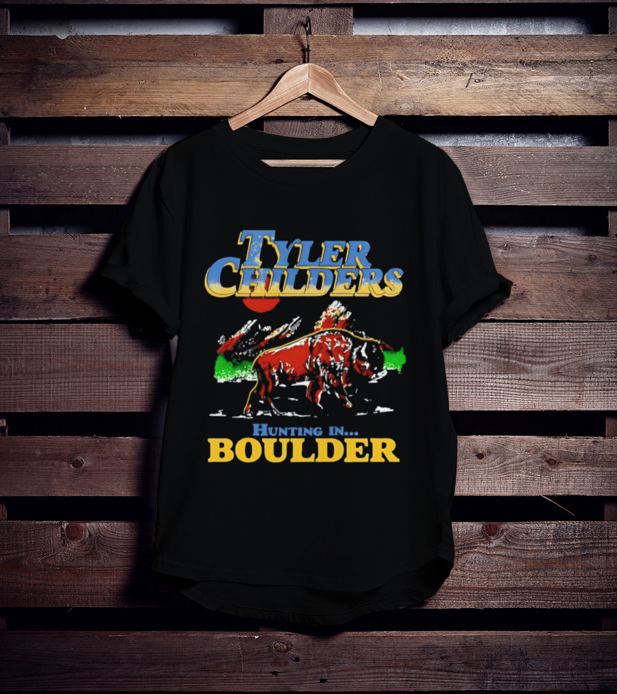 Tyler Childers Hunting In Boulder Oregon 2026 Mountain Buffalo Scene T-Shirt
