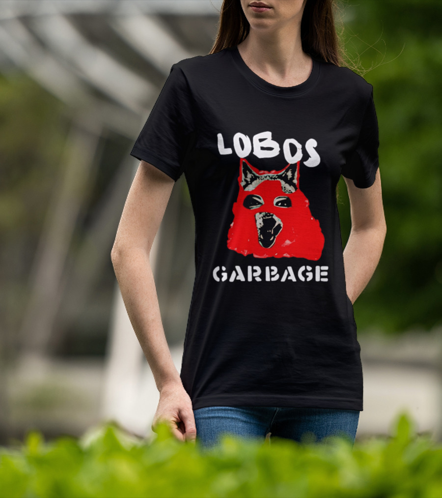 Lobos Dog Red Face Garbage T-Shirt