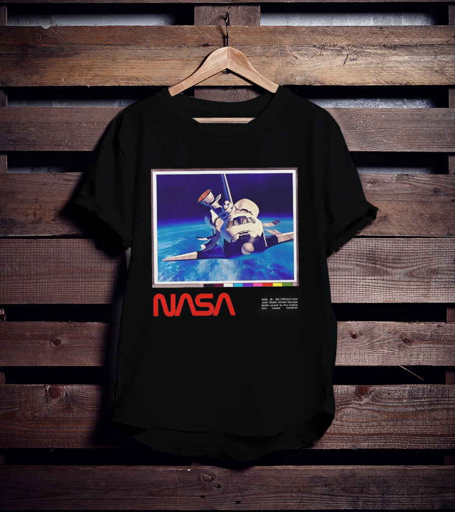 Space Shuttle In Orbit NASA T-Shirt