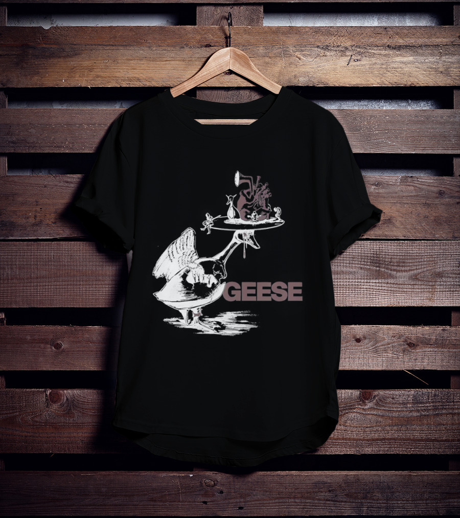 Geese Heart Platter Goose Head T-Shirt