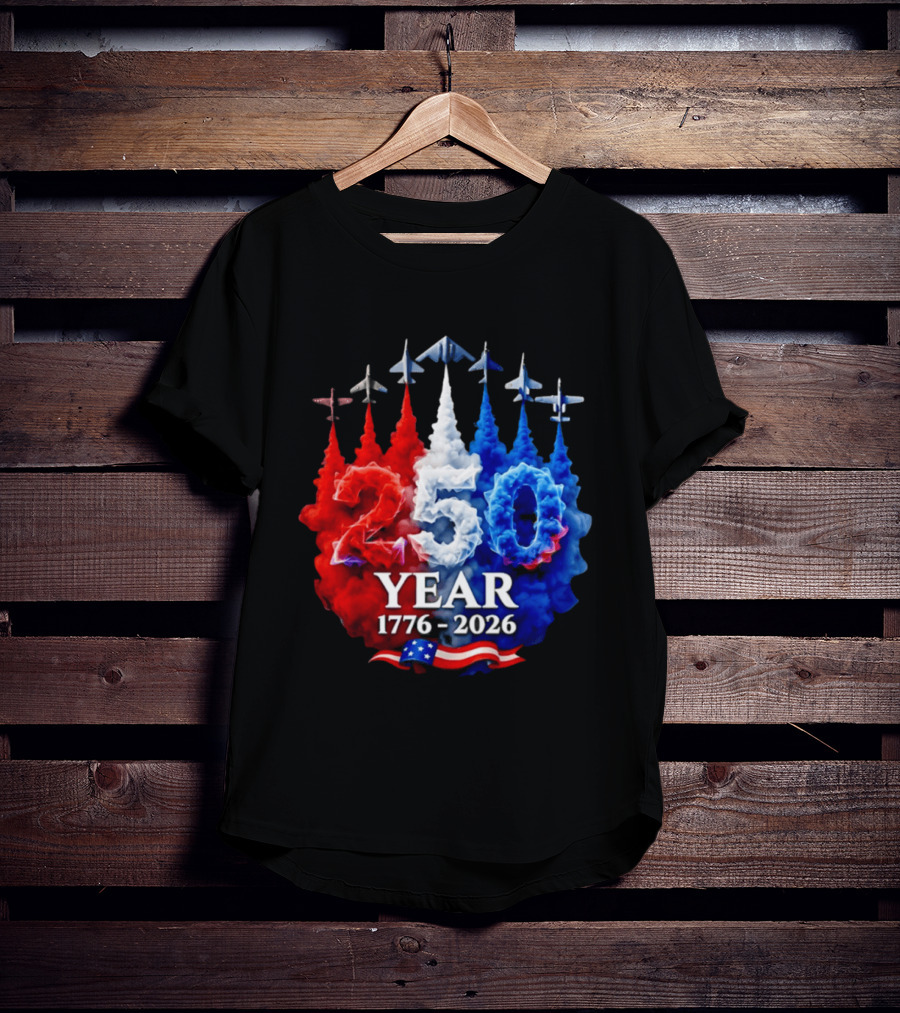 Fighter Jet Leaving A Smoke Trail 250 Years American 250th USA Patriotic 4th Of July T-Shirt