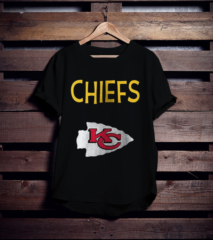 Kansas City Chiefs Peanuts Snoopy Woodstock Go Chiefs Football T-Shirt