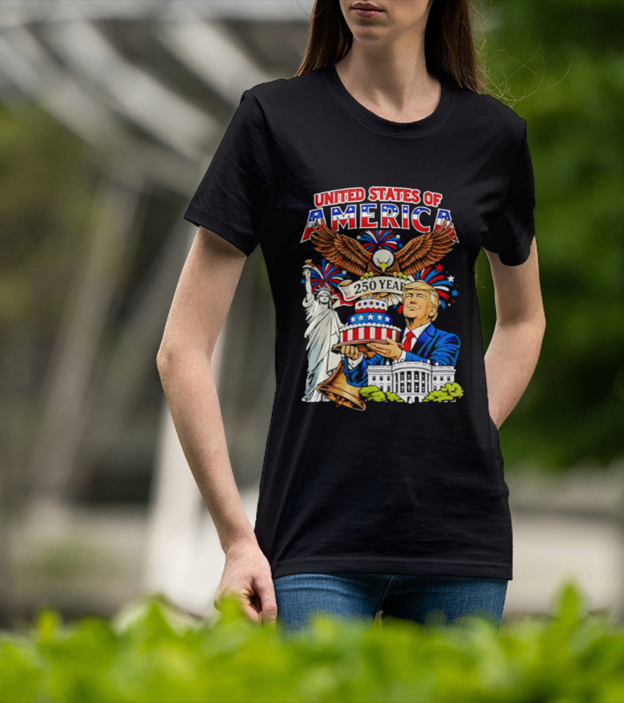 United States Of America 250 Years Celebration 4th Of July Trump With Birthday Cake And Eagle T-Shirt