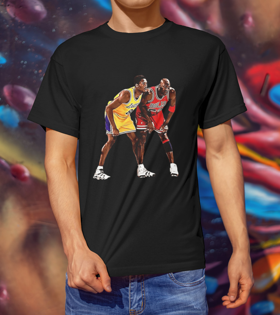 Michael Jordan Vs Kobe Bryant Lakers Vs Bulls NBA Legends Showdown T-Shirt