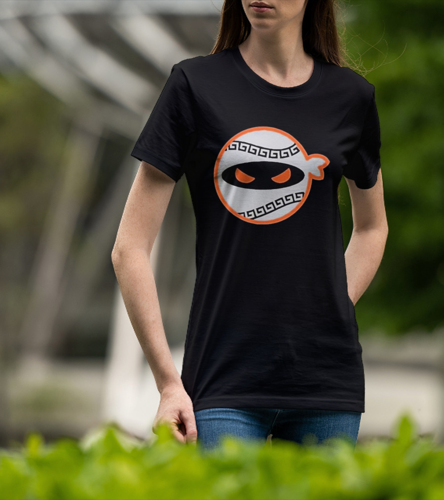 San Francisco Giants Pitching Ninja Baseball Greek Style Mask T-Shirt