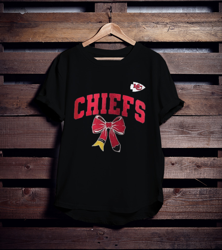Kansas City Chiefs Retired Teacher Lover Ribbon T-Shirt