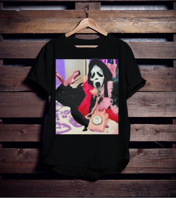 Scream Ghostface Halloween Pink Vintage Telephone Retro Style T-Shirt