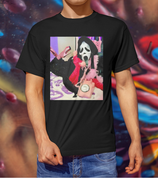 Scream Ghostface Halloween Pink Vintage Telephone Retro Style T-Shirt