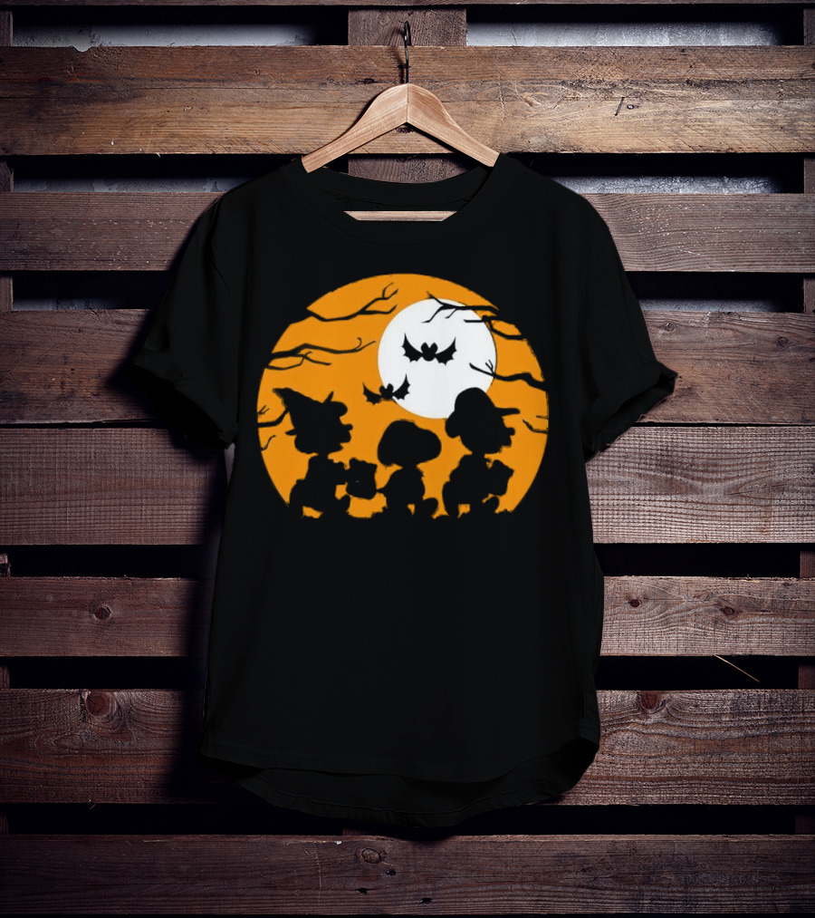Great Pumpkin Charlie Brown Peanuts Trick Or Treat Halloween Moon Bat Silhouettes T-Shirt