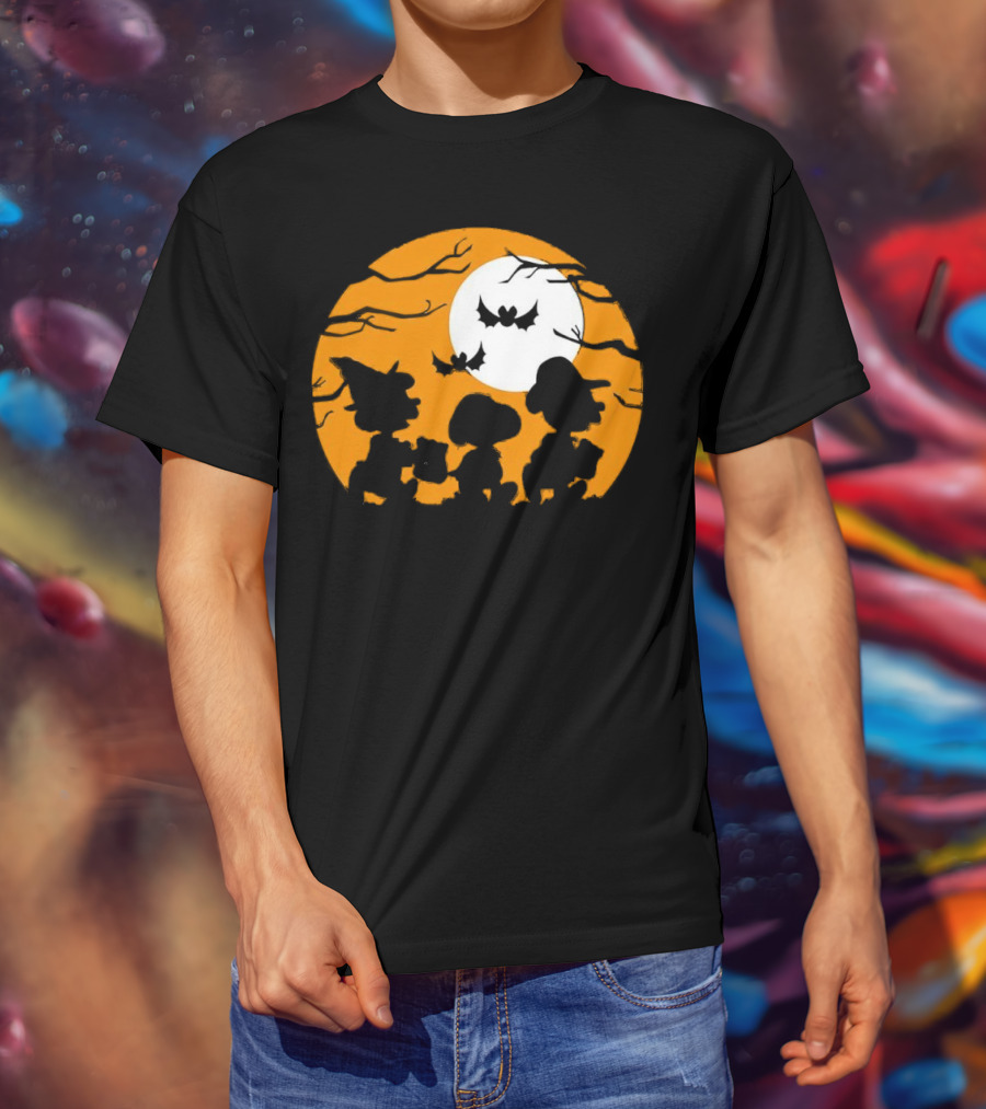Great Pumpkin Charlie Brown Peanuts Trick Or Treat Halloween Moon Bat Silhouettes T-Shirt