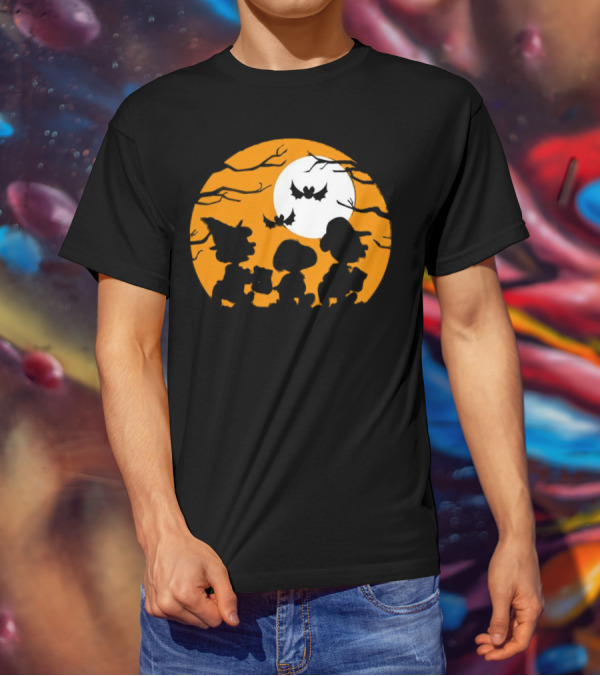 Great Pumpkin Charlie Brown Peanuts Trick Or Treat Halloween Moon Bat Silhouettes T-Shirt