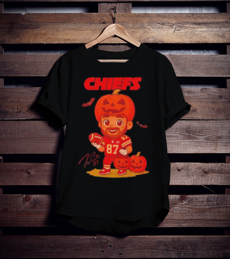 Travis Kelce Kansas City Chiefs Halloween 2025 Pumpkin Football Player Costume 87 T-Shirt