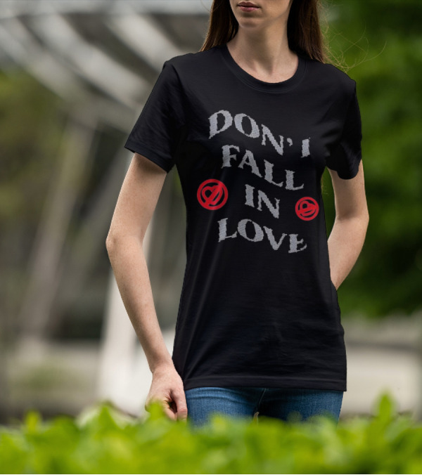 Don’t Fall In Love Fest Spiral Heart Emojis T-Shirt