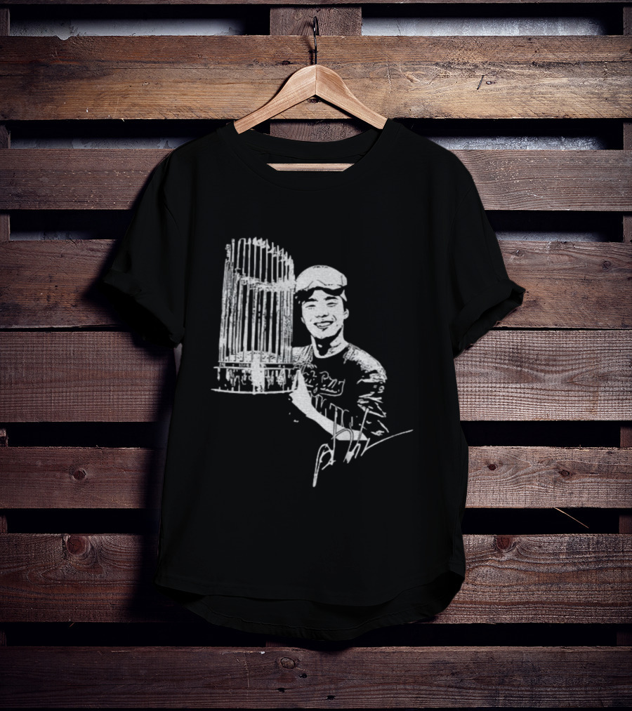 Yoshinobu Yamamoto MLB Champions Celebration Los Angeles Dodgers Cup Holding Player Signature T-Shirt