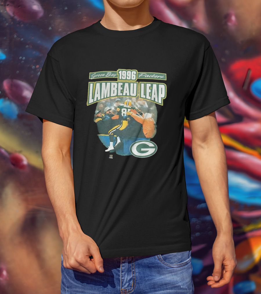 Green Bay Packers Lambeau Leap 1996 Super Bowl XXXI Celebration Iconic Football Moment T-Shirt