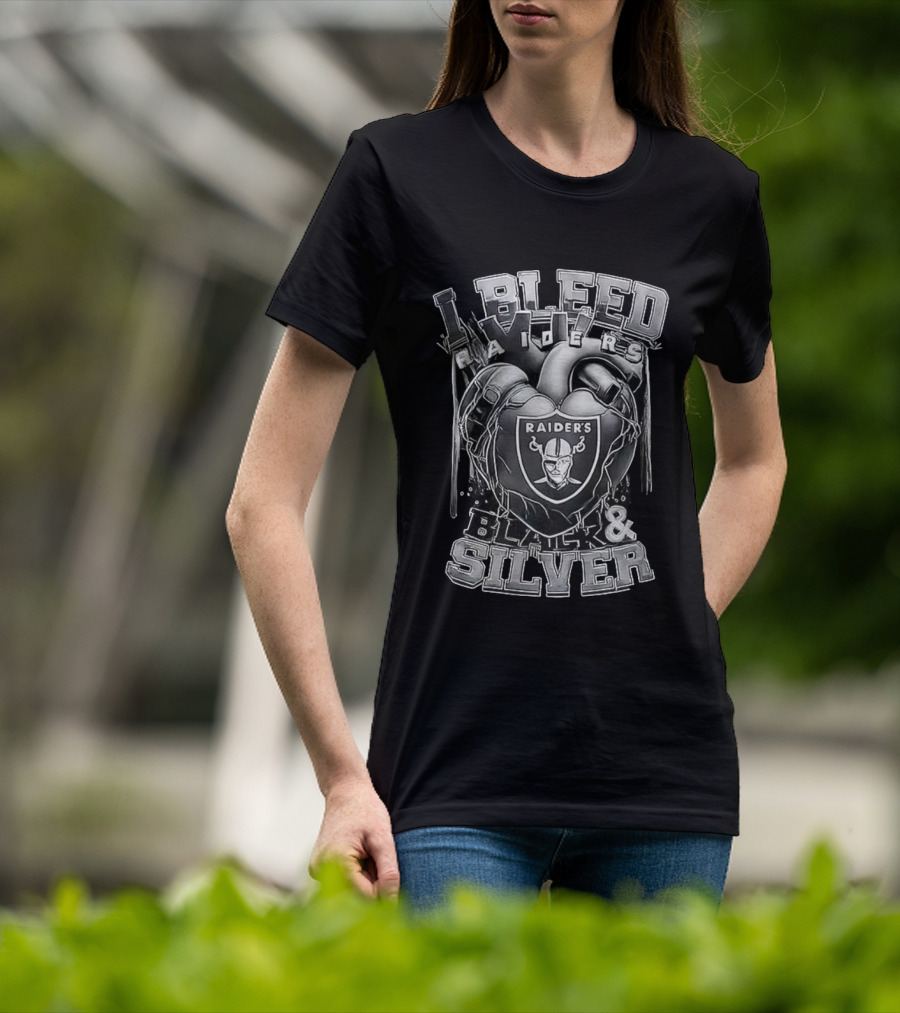 I Bleed Raiders Black And Silver Heart Football Fan Pride T-Shirt