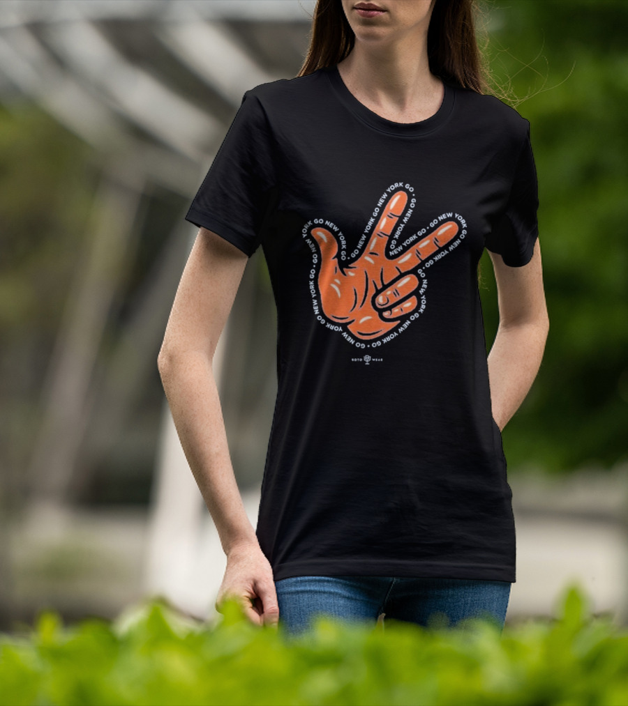 New York Knicks Go 3PT Hand Gesture Celly T-Shirt