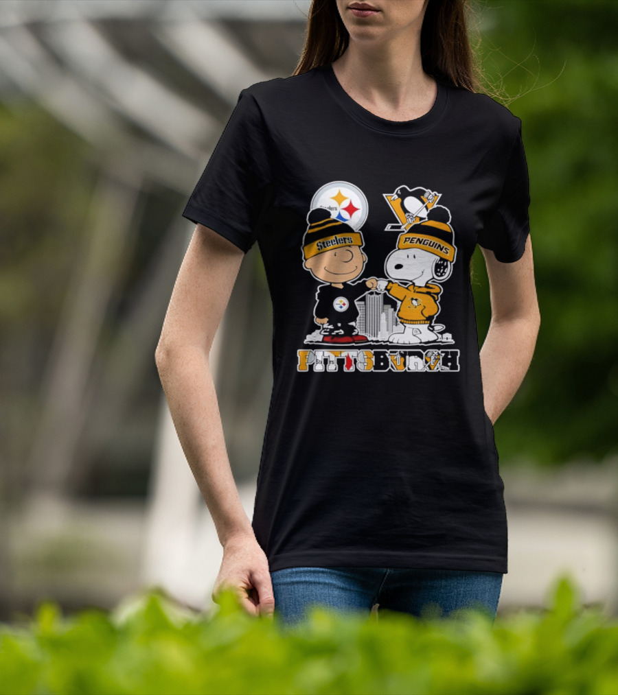Pittsburgh Steelers Penguins Snoopy Charlie Brown Commemorative Sports Fan Graphic T-Shirt