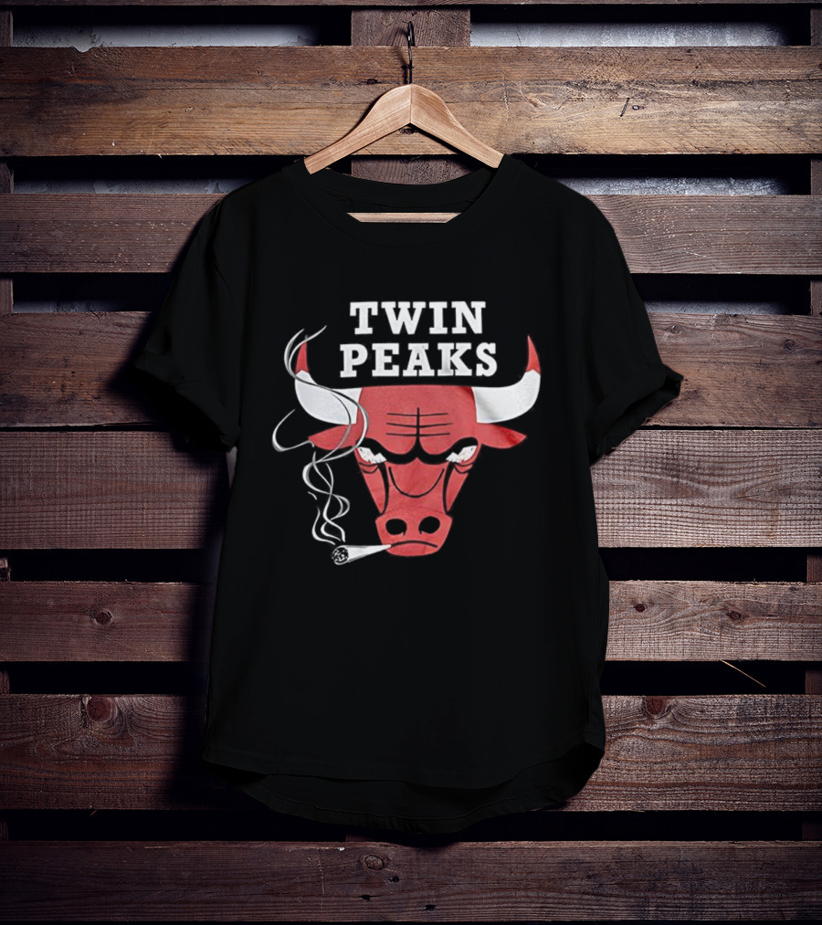 Chicago Bulls Twin Peaks Smoking Bull T-Shirt