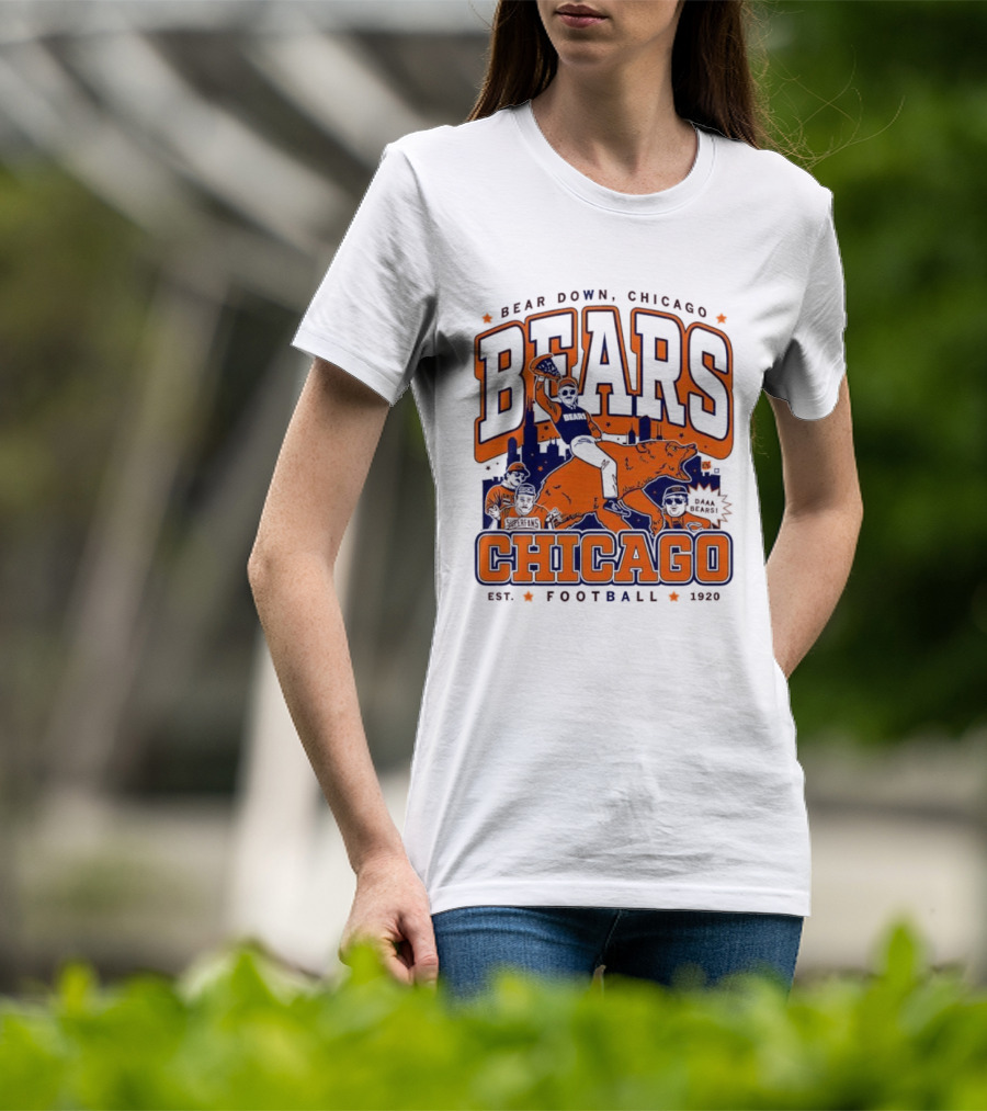 Bear Down Chicago Bears Est 1920 Football Skyline Daa Bears T-Shirt
