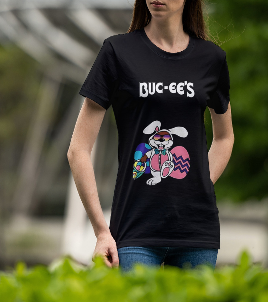 Buc-ee’s Easter Bunny Beaver Nugget I'm Hunting With Eggs And Candy T-Shirt