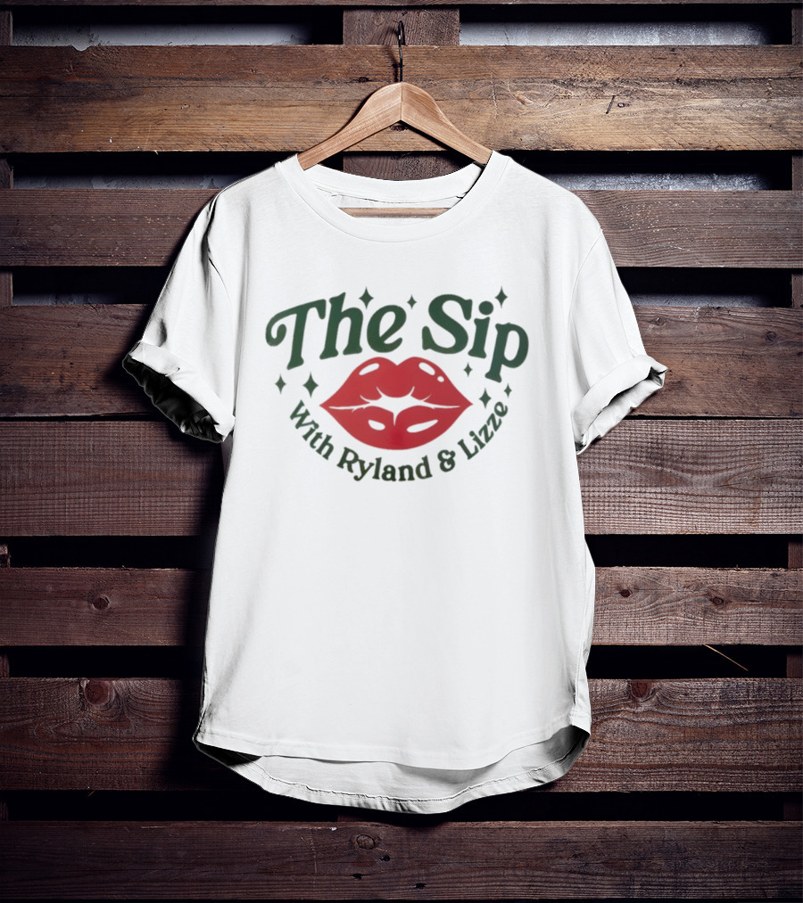 The Sip Red Lips Ryland Lizze Stars T-Shirt