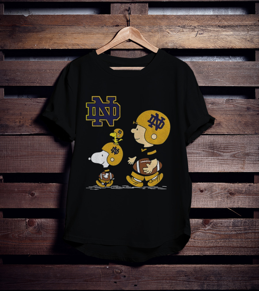 Snoopy Peanuts Notre Dame Fighting Irish Football 2025 Fan Collection T-Shirt