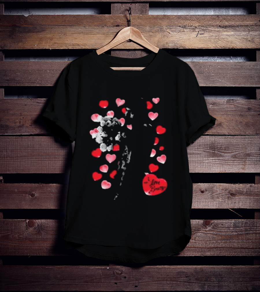 Chris Brown I Love Breezy Heart Petals T-Shirt