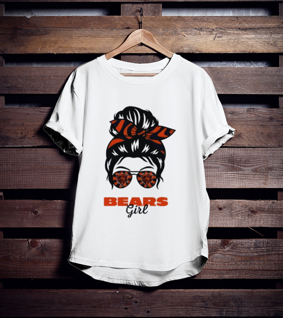 Chicago Bears Girl Messy Bun Glasses Football Fan T-Shirt